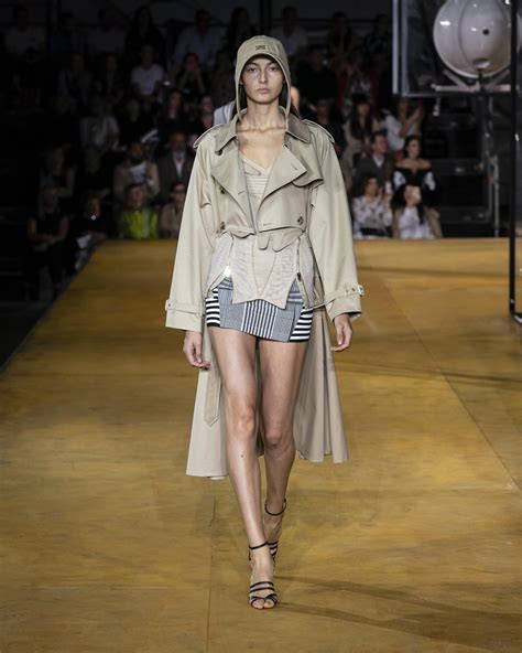 burberry summer 2020